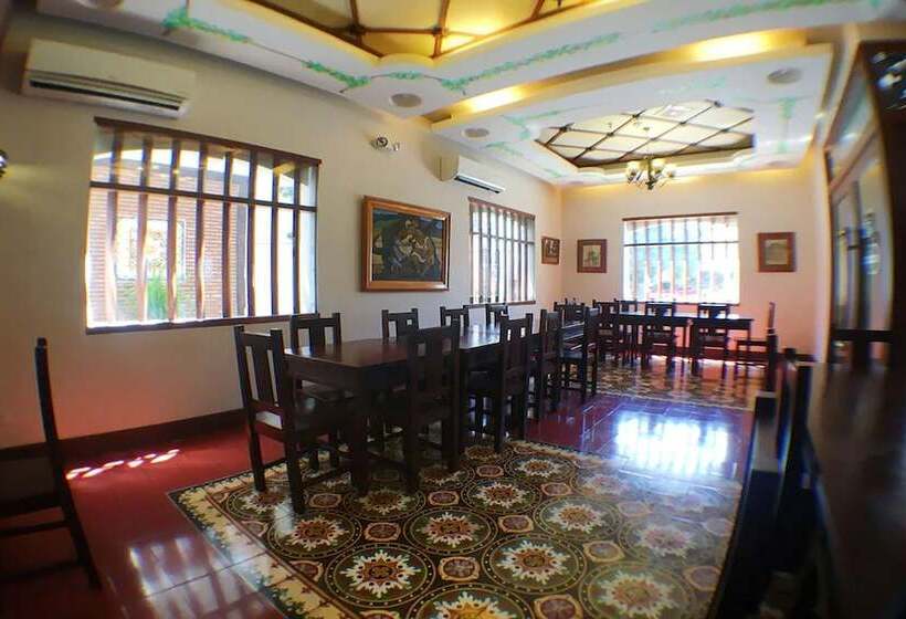 Hotel Vigan Traversa