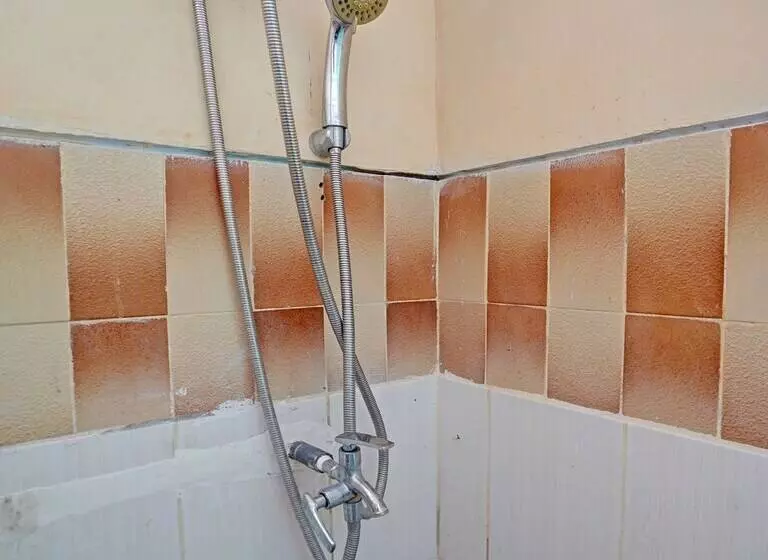 Hotelli Oyo 2708  Kemuning Syariah