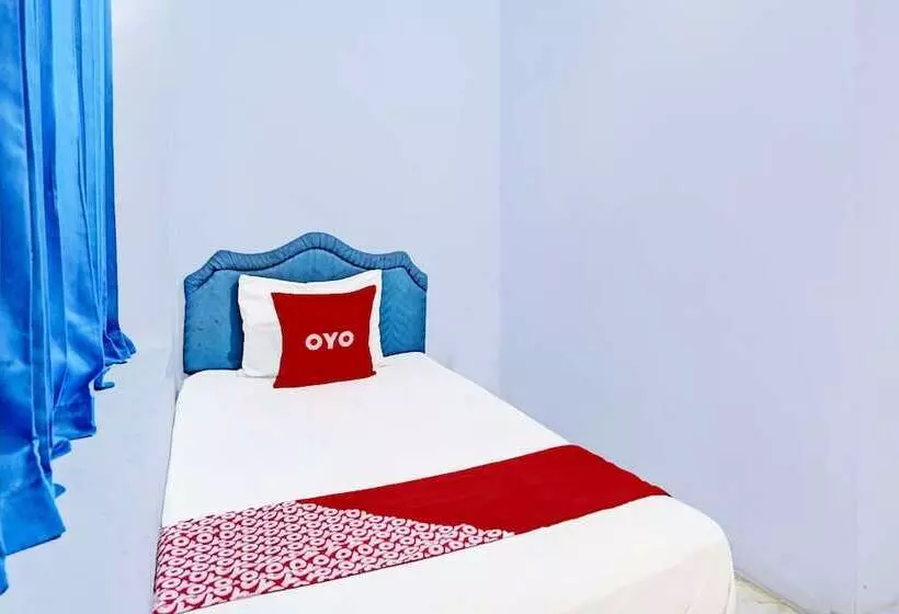 Hotelli Oyo 2708  Kemuning Syariah