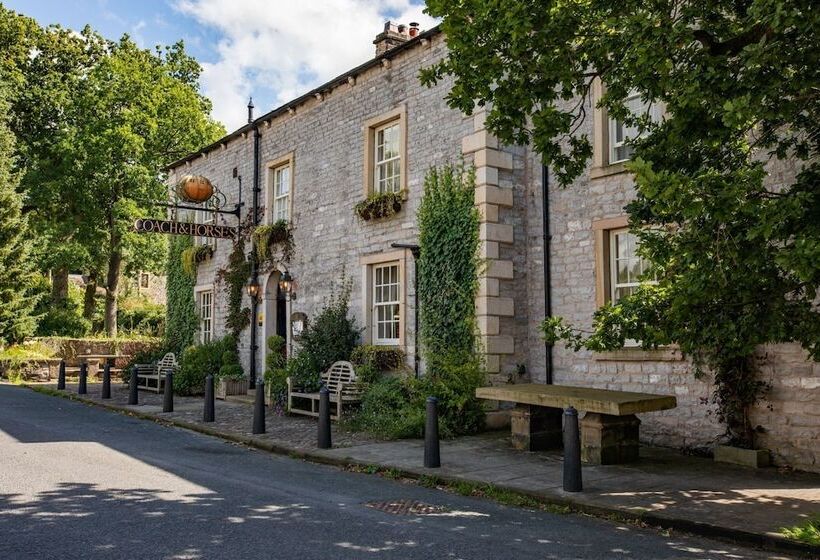 فندق The Coach And Horses