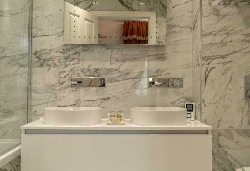 فندق The Coach And Horses