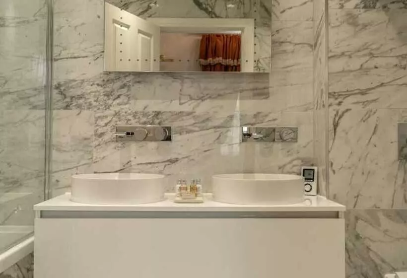 Hotelli The Coach And Horses