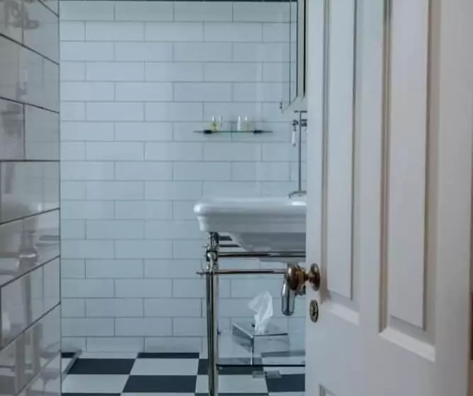 Hotelli The Coach And Horses