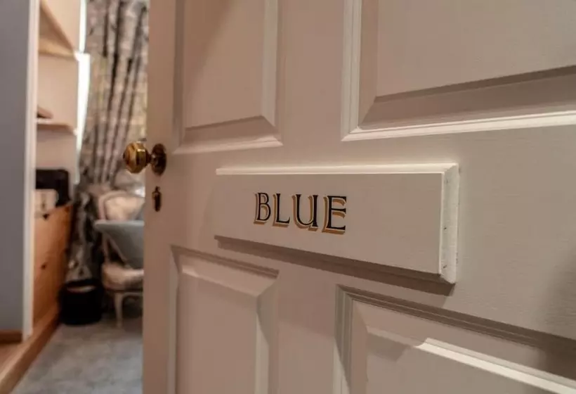 Hotelli The Coach And Horses