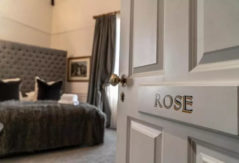 Hotelli The Coach And Horses