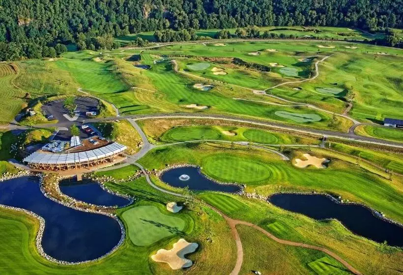 Panorama Golf Resort