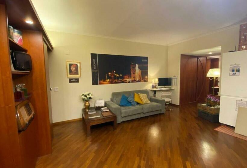 Pensjonat Casa Battisti Messina Guest House In Centro Città, Ideale Per Famiglie O Gruppi