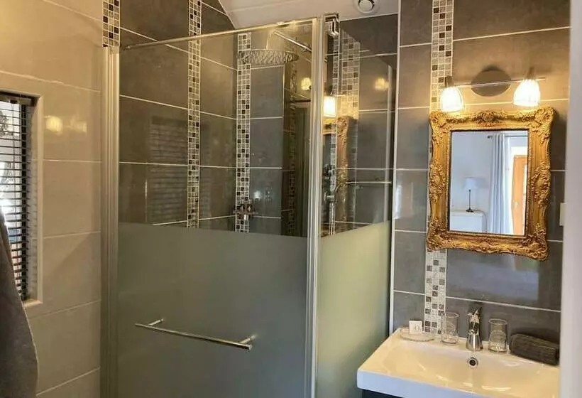 Majatalo Domaine De Basse Chancelée