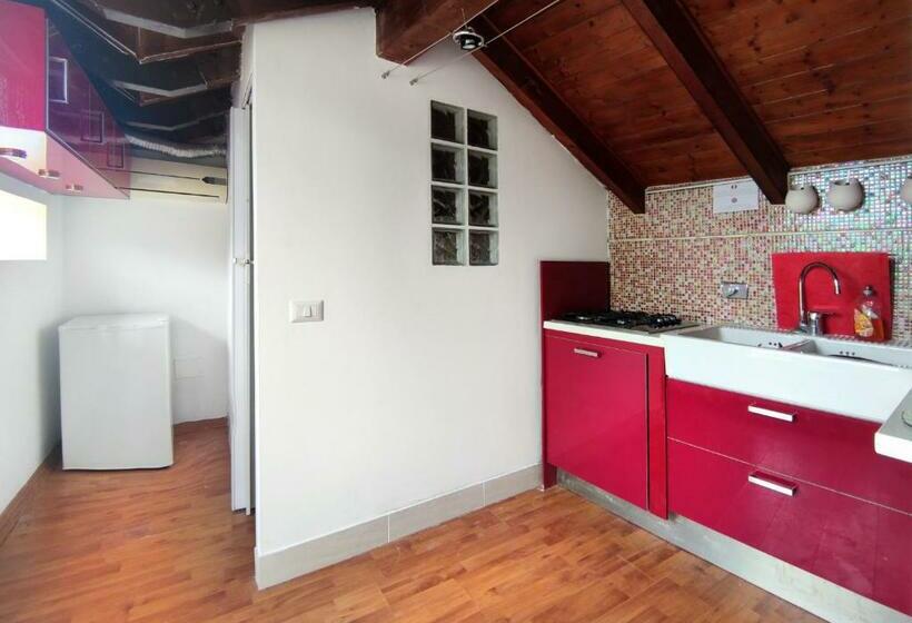 ペンション La Vita è Bella   Noli