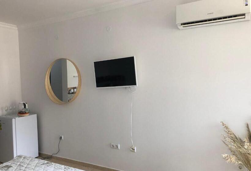 پانسیون Fregata Complex Marina