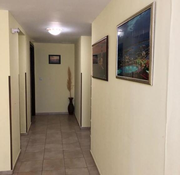 پانسیون Fregata Complex Marina