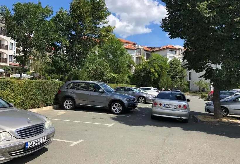 پانسیون Fregata Complex Marina