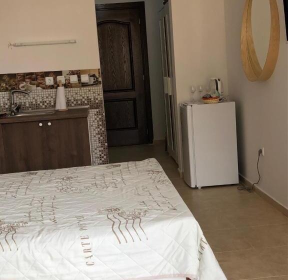 پانسیون Fregata Complex Marina