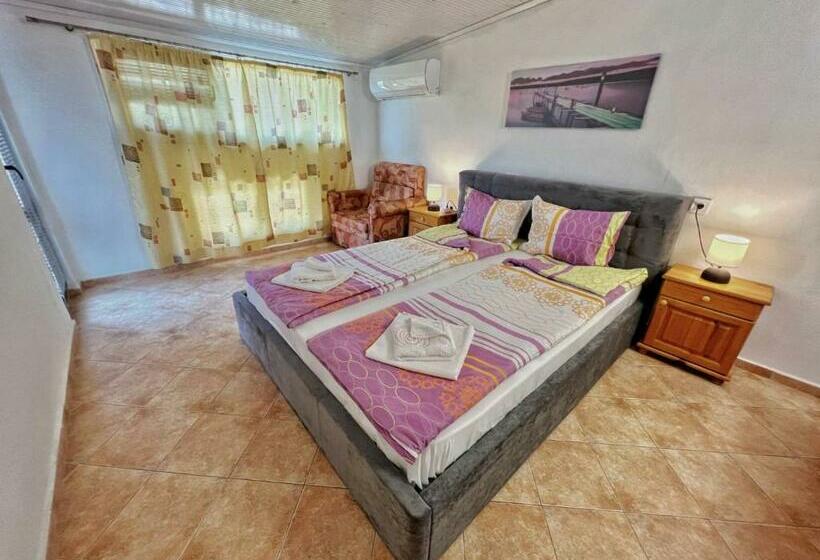 بنسيون Vila Rosen