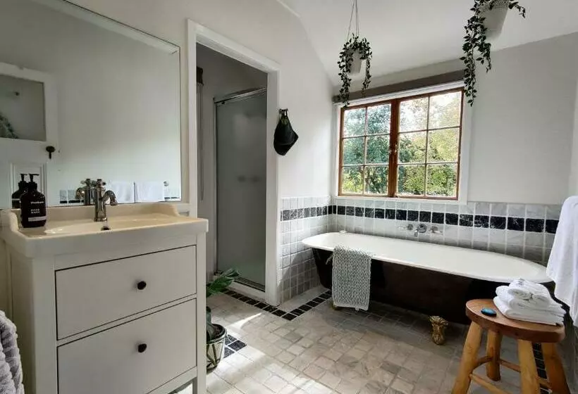 Majatalo Wintergreen Manor At Maleny