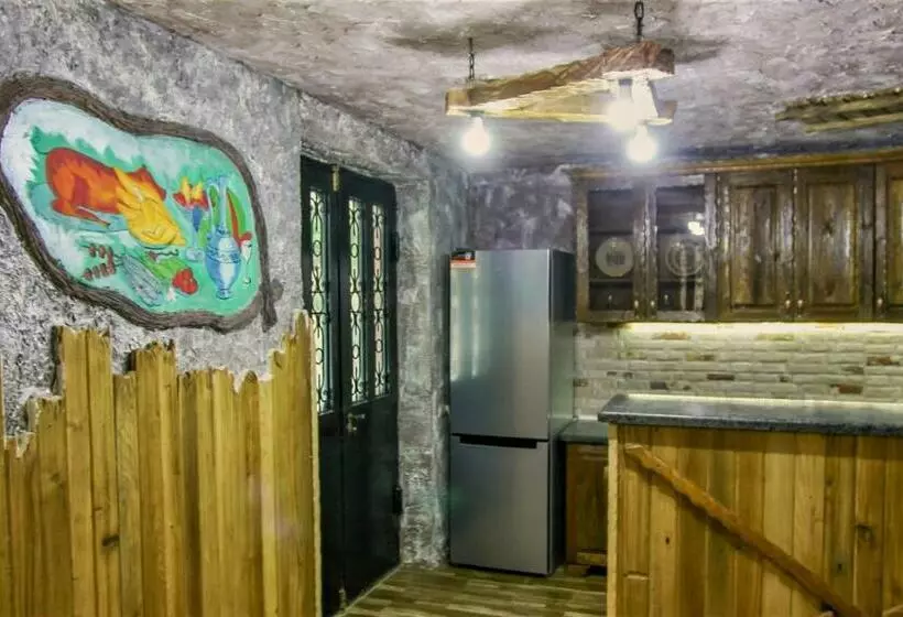 پانسیون Mango S Guesthouse