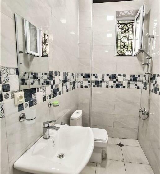 پانسیون Mango S Guesthouse