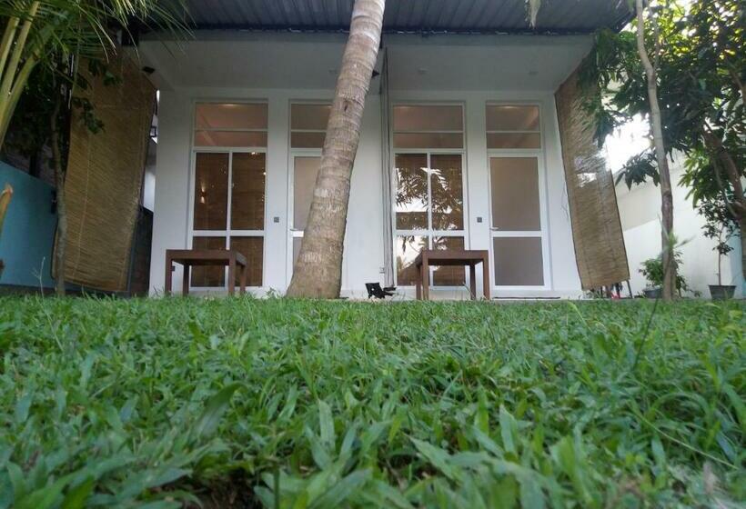 Pensão Suhasna River House