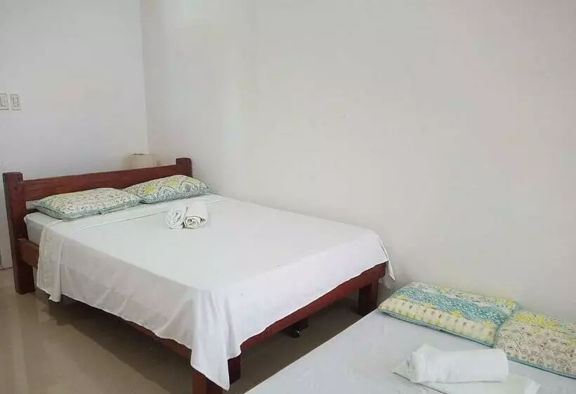 ユースホステル Catalina`s Inn Family Room
