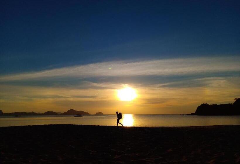 הוסטל Valine Grace Cottages