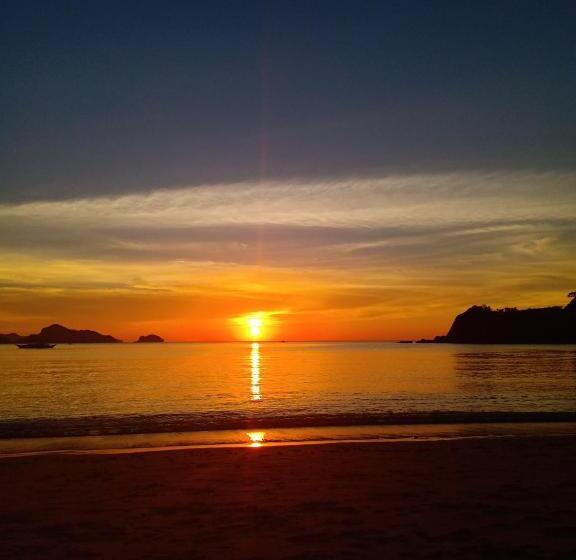 הוסטל Valine Grace Cottages