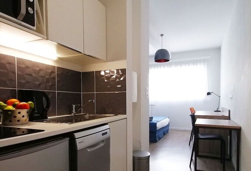 Appart Hotel Mer & Golf City Ile De Nantes