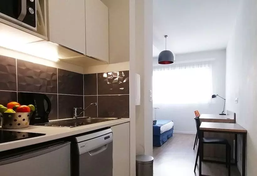 Appart Hotel Mer & Golf City Ile De Nantes