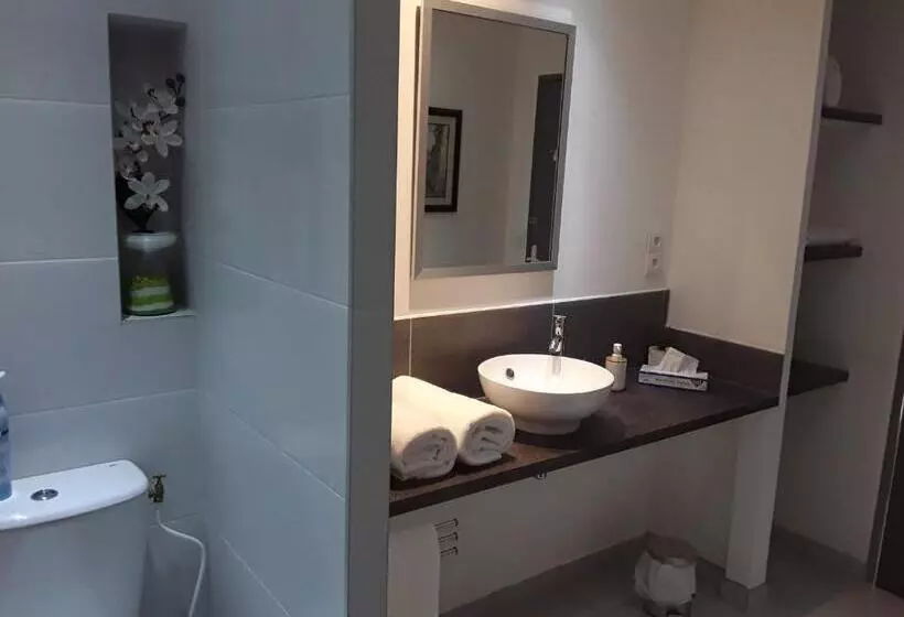 Aamiaismajoitus (B&B) Villas En Chanay