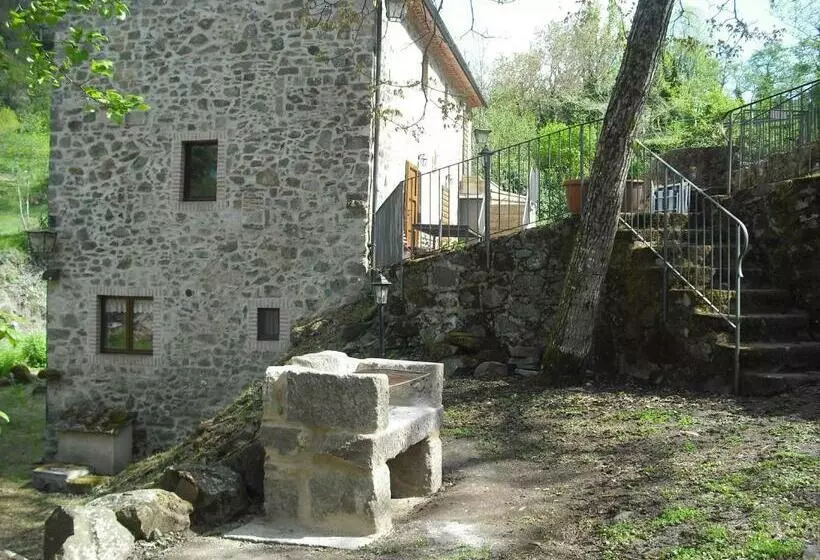 Hotelli Agriturismo Molino Del Ponte