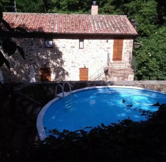 Hotelli Agriturismo Molino Del Ponte