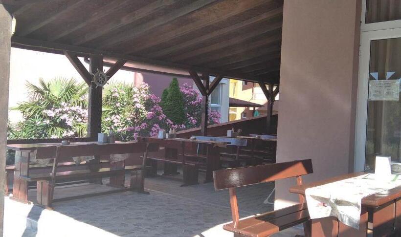 پانسیون Guest Rooms Venera