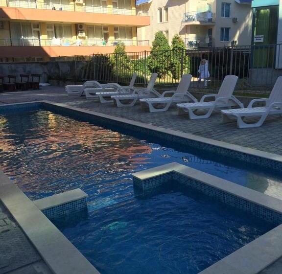 پانسیون Guest Rooms Venera