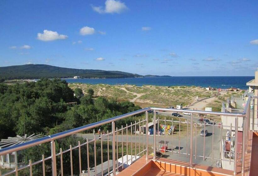 پانسیون Guest Rooms Venera