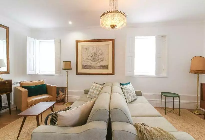 پانسیون Porto Concept Home   University Residence & Guesthouse   Pólo Ii Paranhos