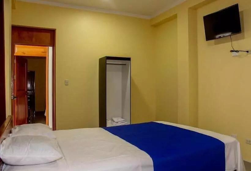 ユースホステル Hostal Cordillera Azul