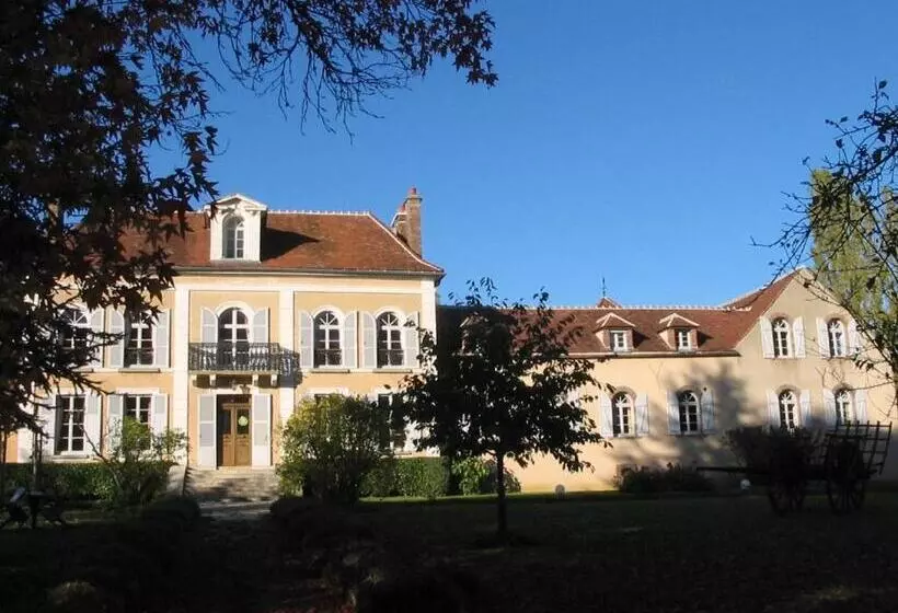 تختخواب و صبحانه Domaine De Sainte Anne