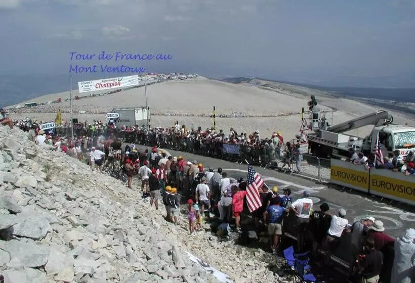 ベッドアンドブレックファースト Le Nid Au Pied Du Mont Ventoux