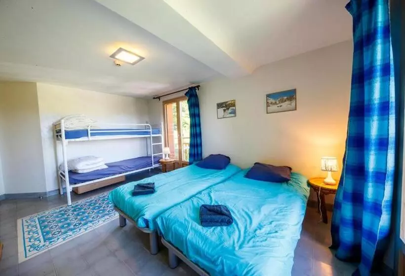 ユースホステル Eco Hôtel Et Yourtes Du Mercantour
