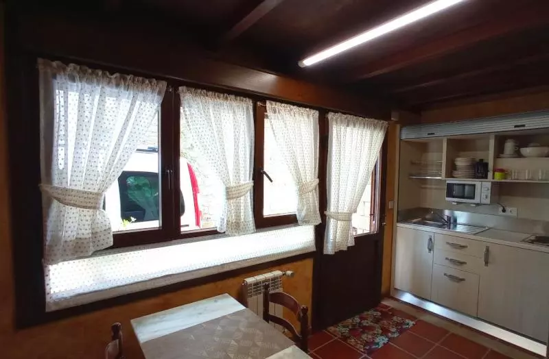 هتل Arenas De Cabrales  Apartamentos