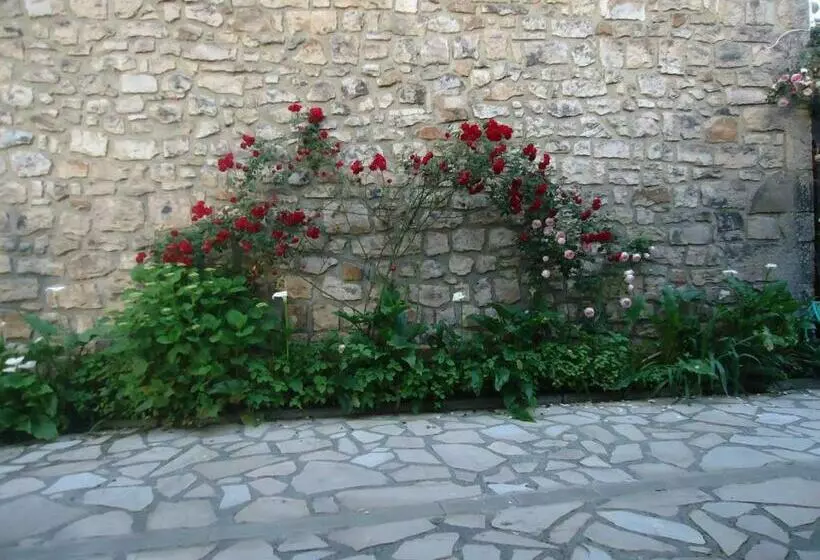 هتل Arenas De Cabrales  Apartamentos