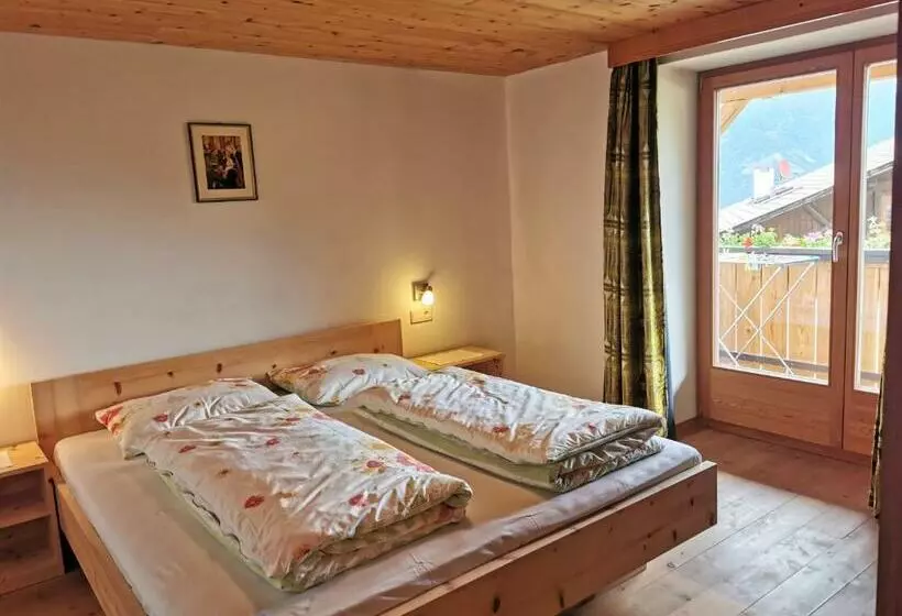 Hotelli Bio Bauernhof Mairinghof Paris