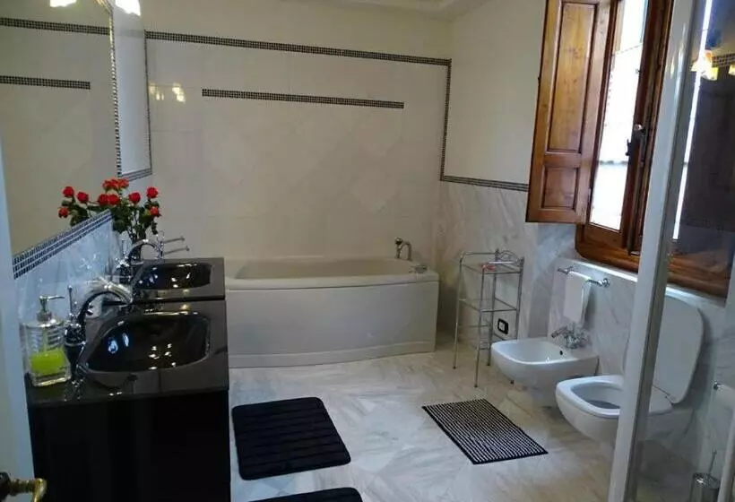 Majatalo Il Nido Della Formica