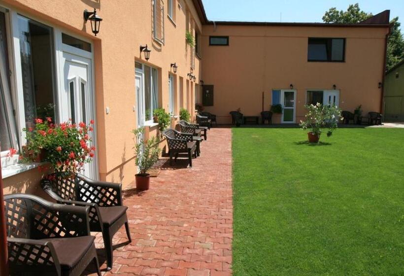 بنسيون Penzion Atlas