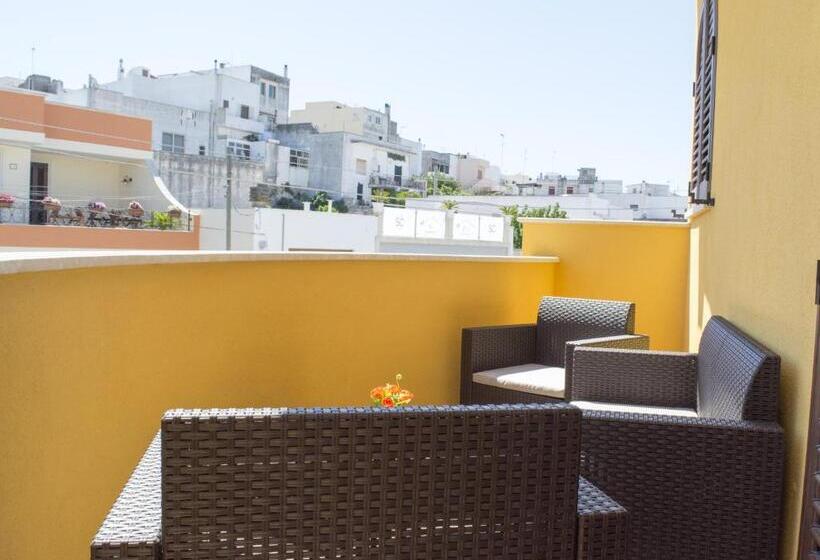 膳宿费 Chiardiluna