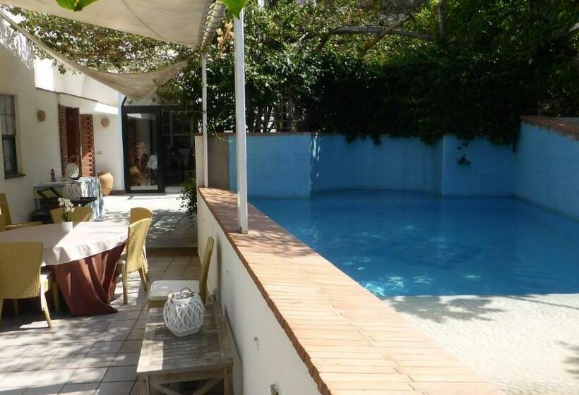 تختخواب و صبحانه Residenza L Isola Capri