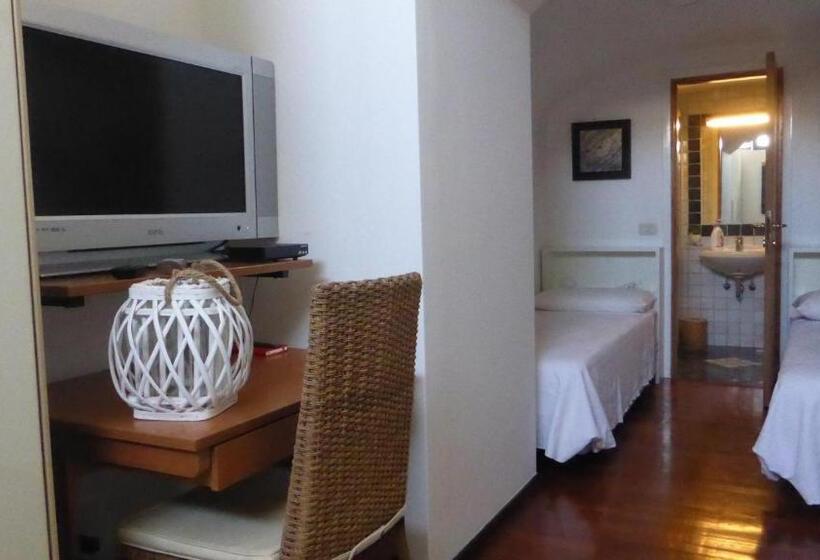 تختخواب و صبحانه Residenza L Isola Capri