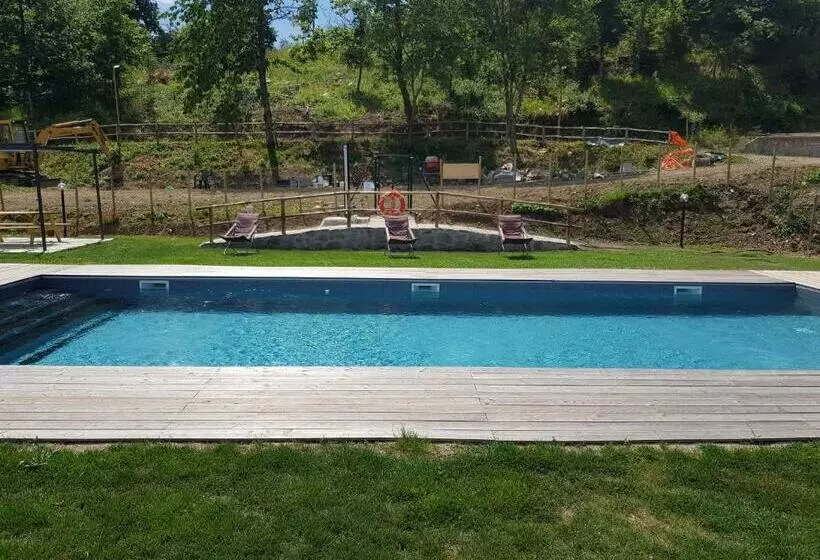 Hotelli Agriturismo Podere Omomorto