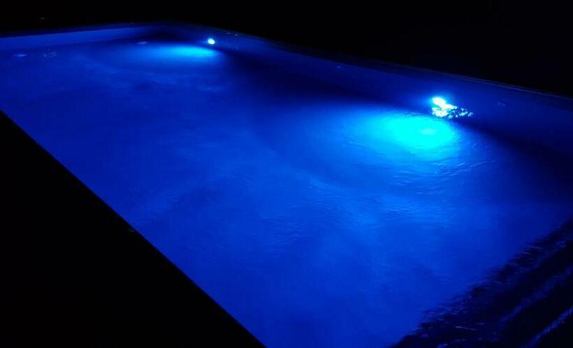 ホテル Agriturismo Podere Omomorto