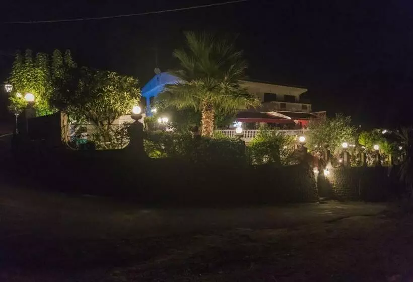 Majatalo Chiaro Di Luna