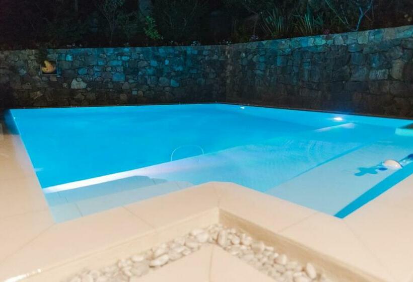 Пансион Chiaro Di Luna